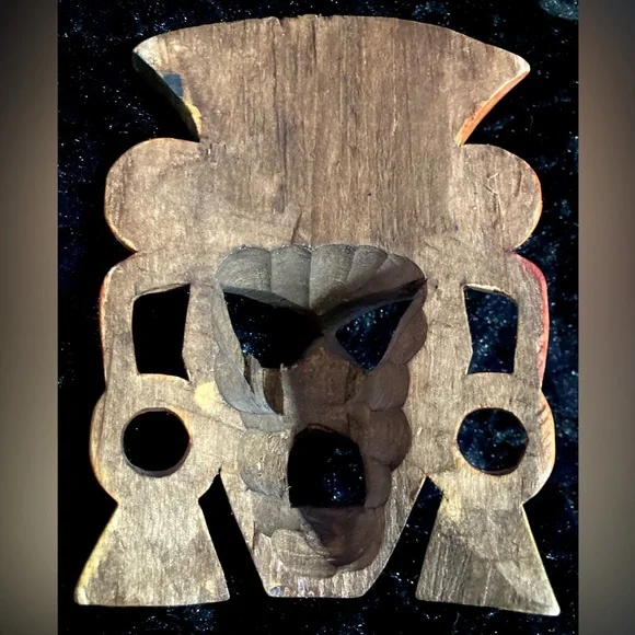 Hand Carved Mayan Wood Mask Aztec Incan Tribal Primitive Wall Decor - Picture 9 of 12